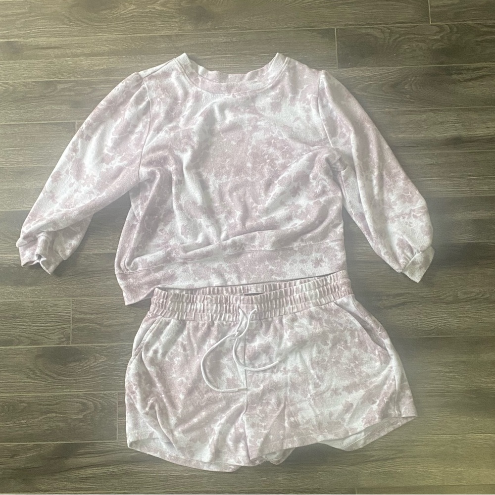 Gentle Fawn Lounge Set